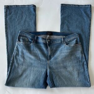 Banana Republic Women's Tall Bootcut/Wide Leg Jeans Size 20 NWOT